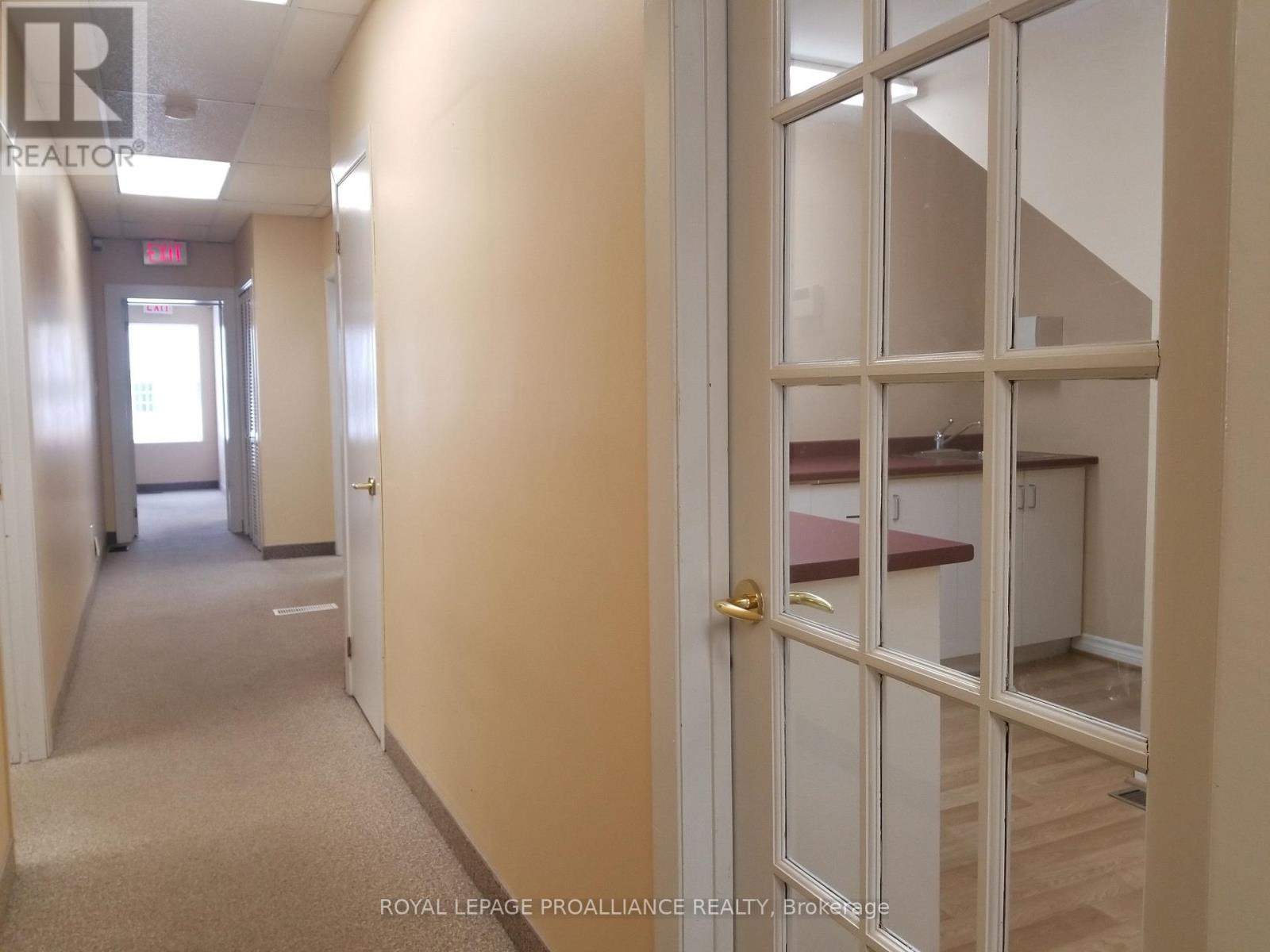 1a - 147 Pinnacle Street, Belleville, Ontario  K8N 3A5 - Photo 1 - X12733162
