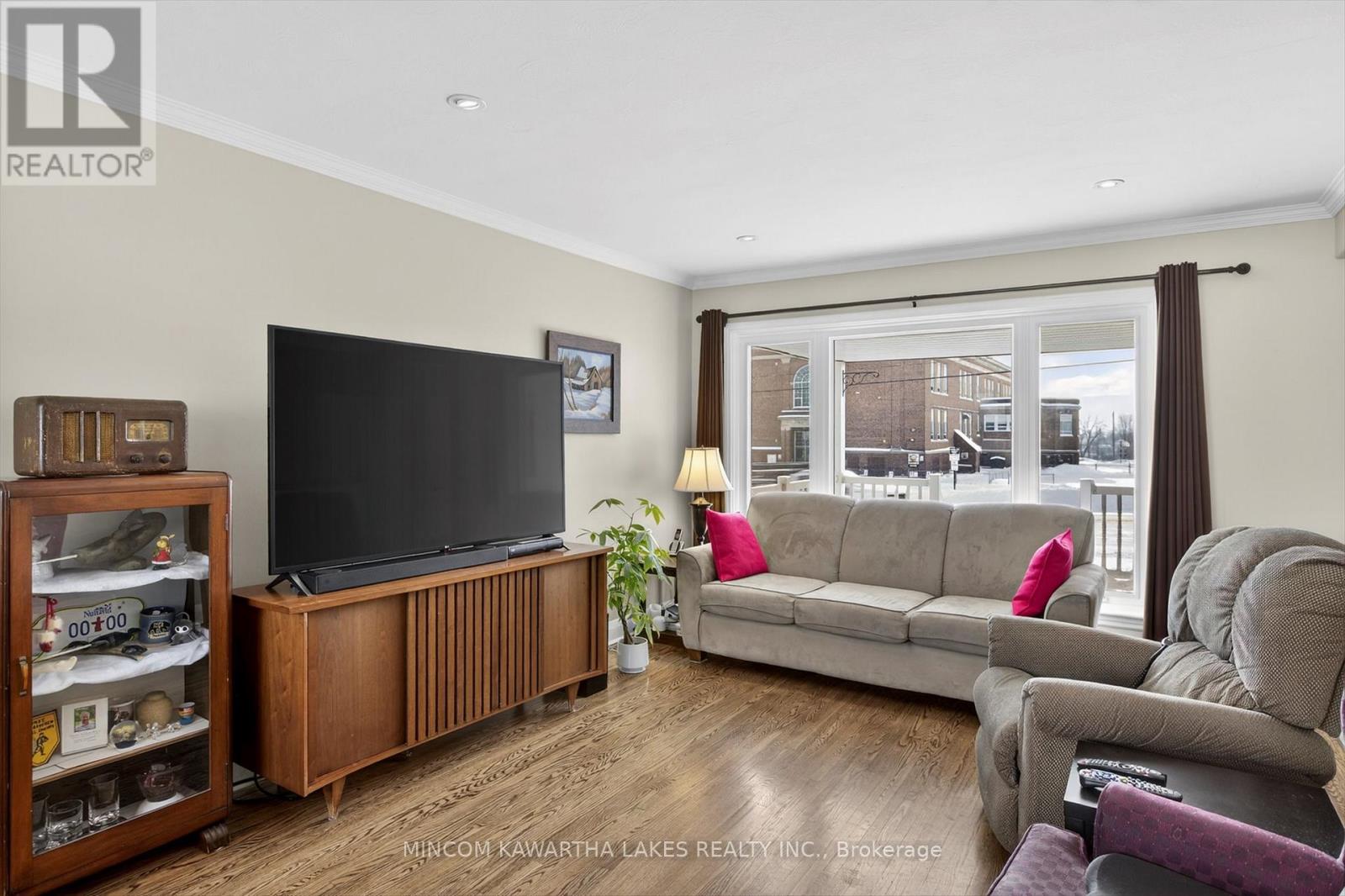 630 Sherbrooke Street, Peterborough, Ontario  K9J 2P6 - Photo 5 - X12733266