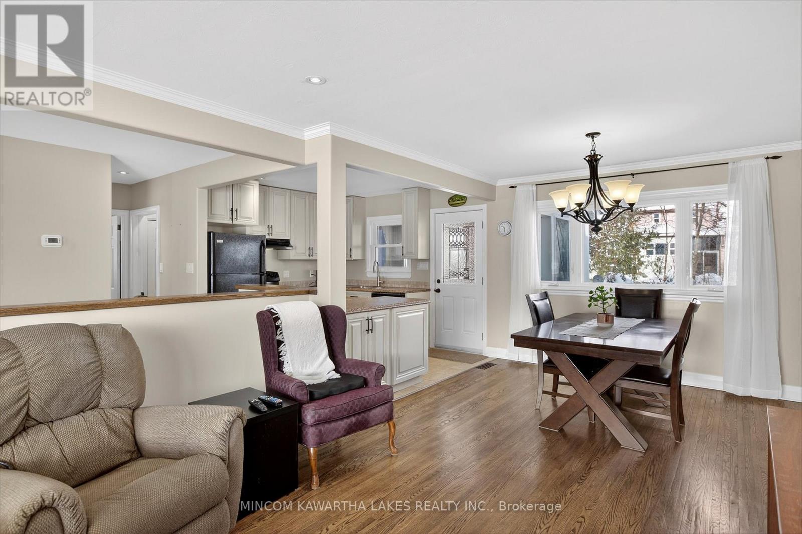 630 Sherbrooke Street, Peterborough, Ontario  K9J 2P6 - Photo 8 - X12733266