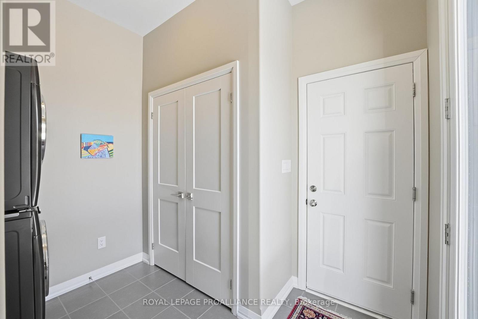 223 Strachan Street, Port Hope, Ontario  L1A 0E7 - Photo 12 - X12733284