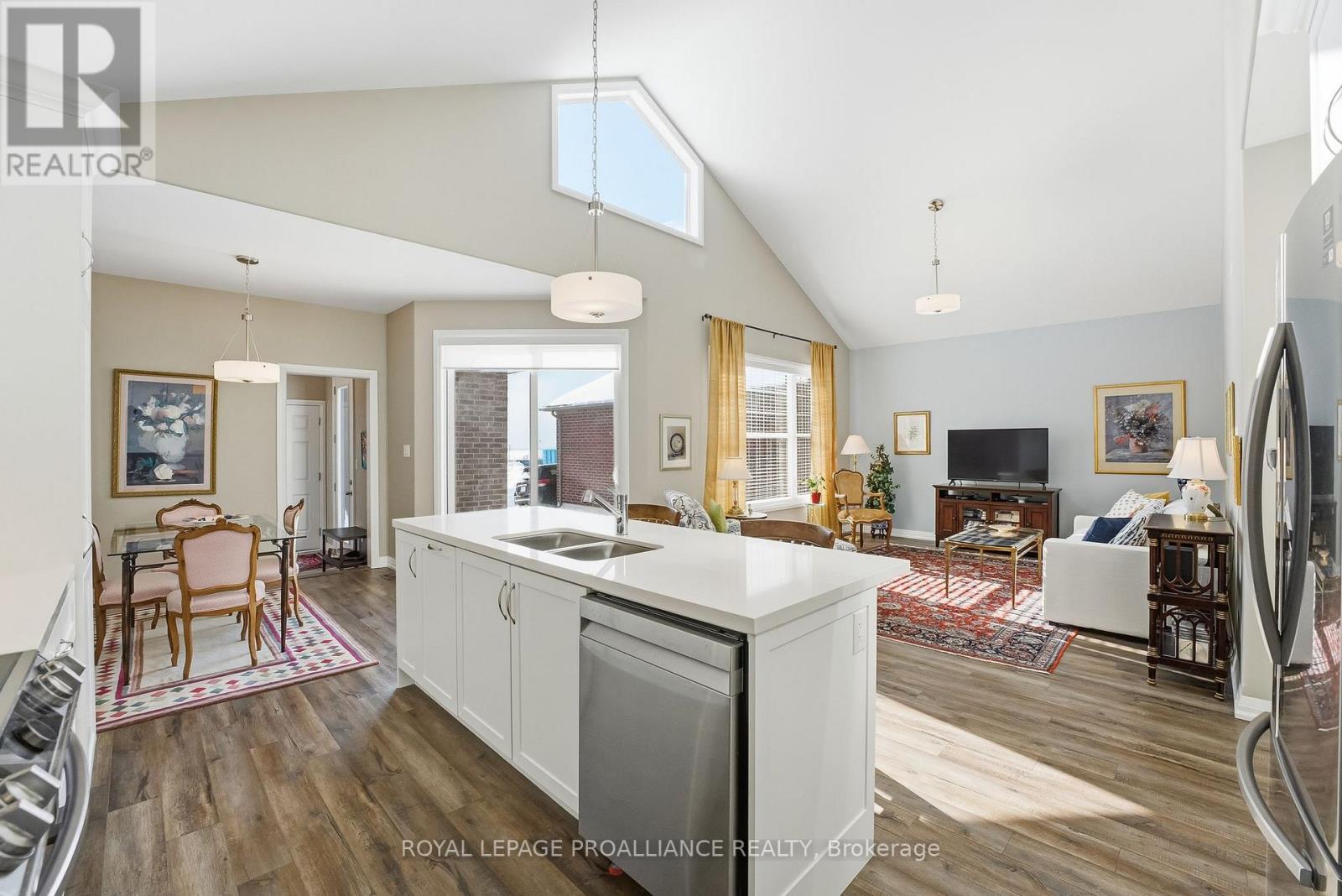 223 Strachan Street, Port Hope, Ontario  L1A 0E7 - Photo 6 - X12733284