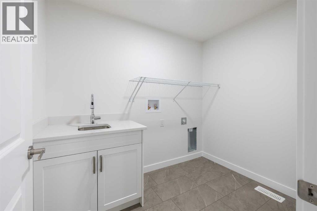 145 Sunstone Way, Balzac, Alberta  T4B 5T5 - Photo 37 - A2261463