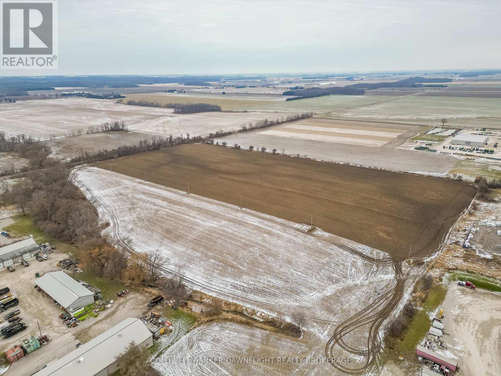 178 Thames Road W, South Huron, Ontario  N0M 1S3 - Photo 8 - X12733146