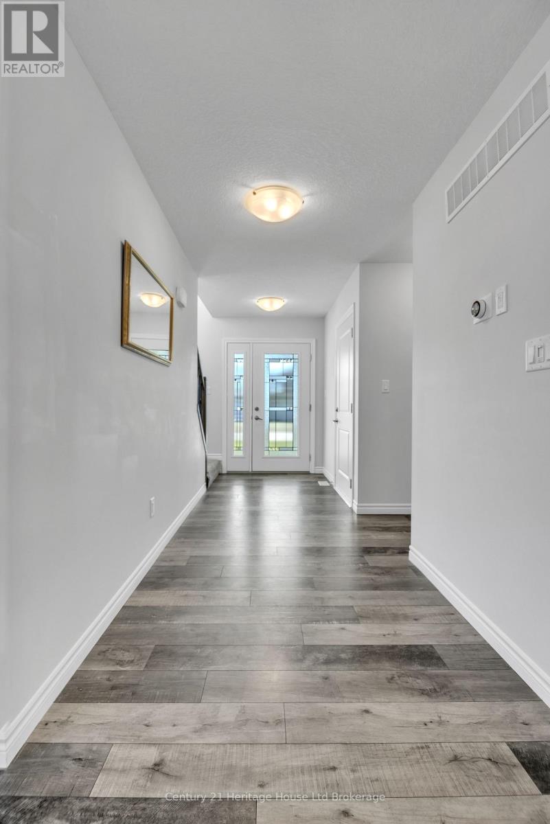 6 Sandy Court, Tillsonburg, Ontario  N4G 0H6 - Photo 2 - X12733238