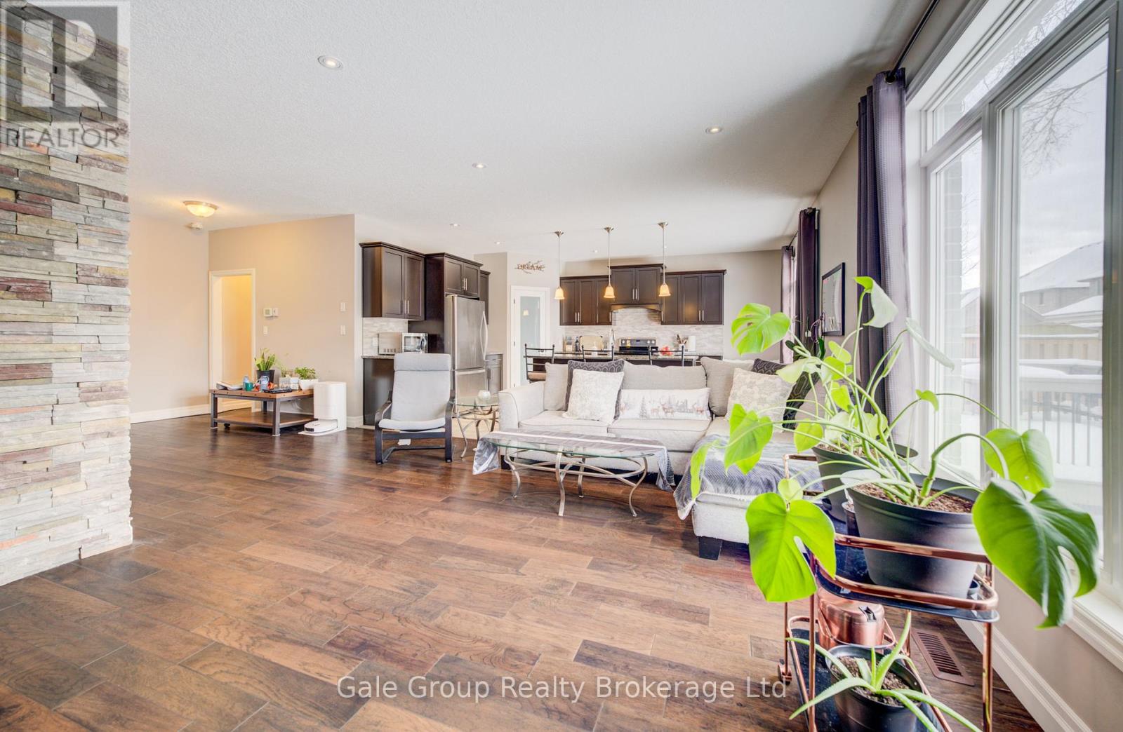 117 Juno Crescent, Woodstock, Ontario  N4T 0A9 - Photo 10 - X12733272