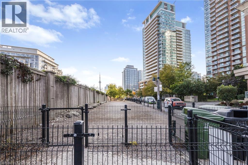 100 Western Battery Road Unit# 1406, Toronto, Ontario  M6K 3S2 - Photo 4 - 40788260