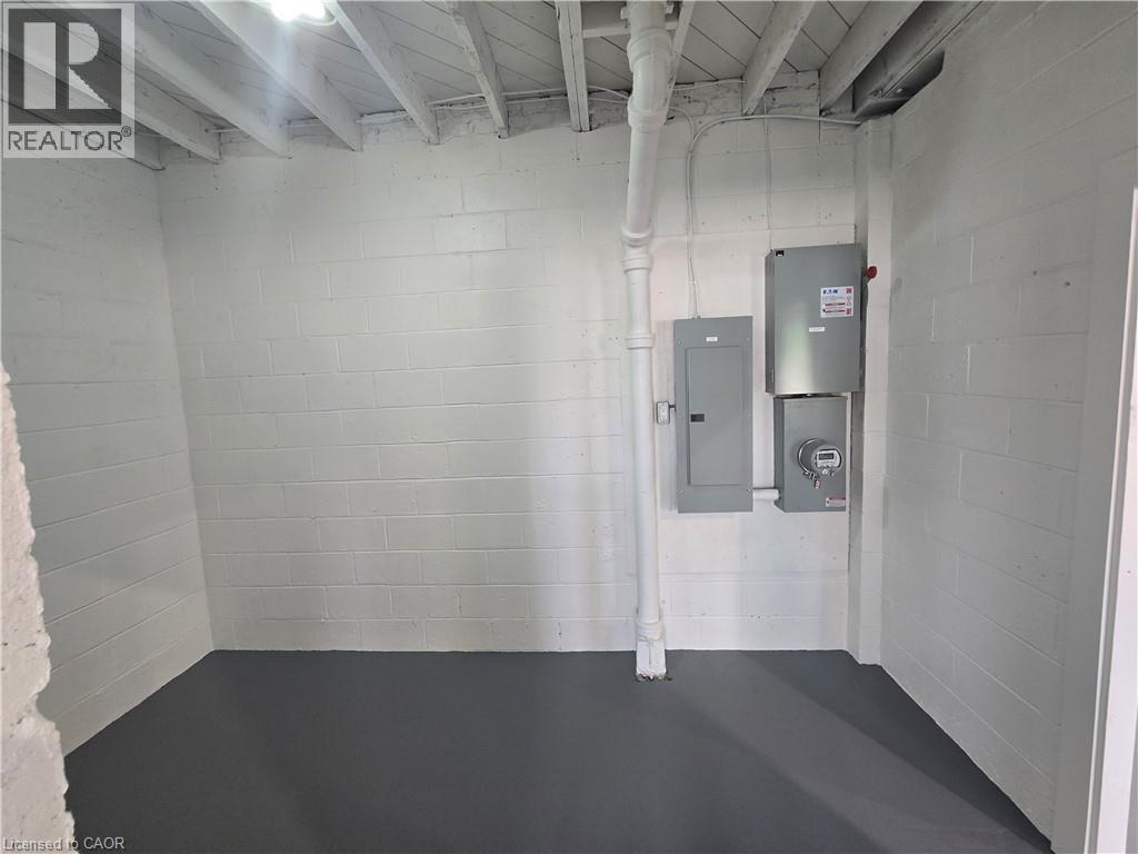 693 Hamilton Road, London, Ontario  N5Z 1T5 - Photo 11 - 40799660