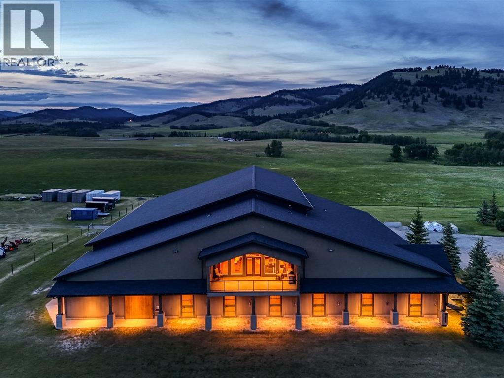 264390 Forestry Trunk Road, Rural Rocky View County, Alberta  T4C 1B7 - Photo 4 - A2235308