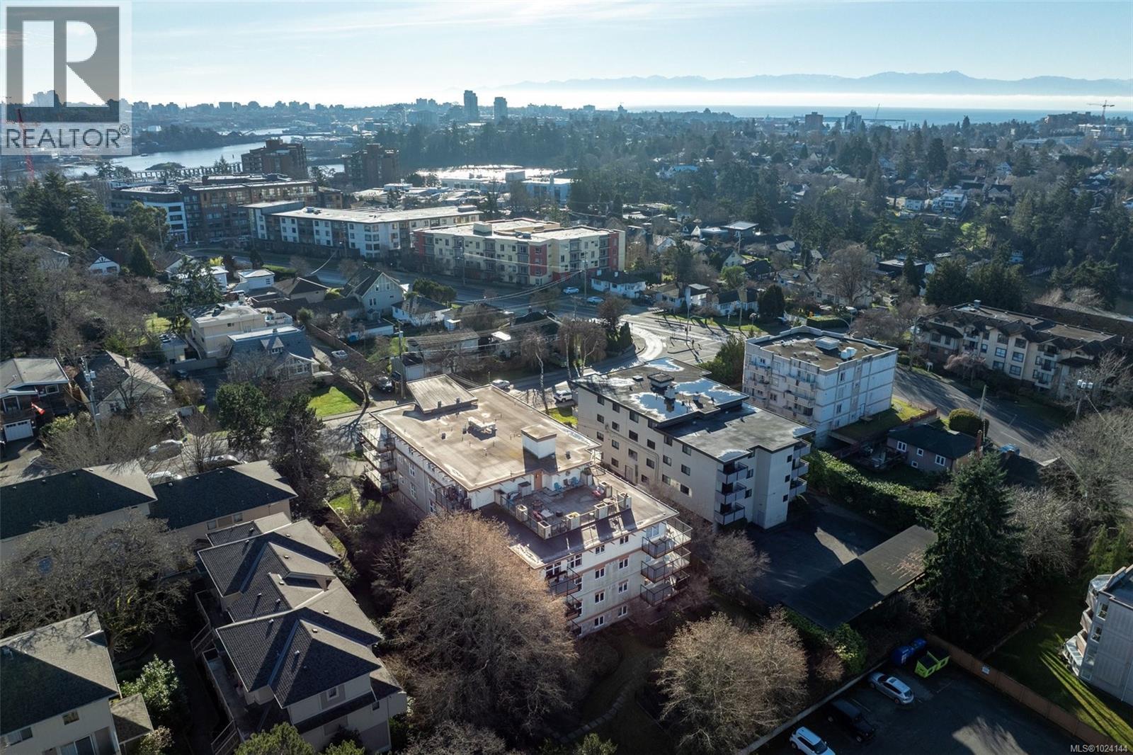 502 2940 Harriet Rd, Saanich, British Columbia  V9A 1T3 - Photo 41 - 1024144