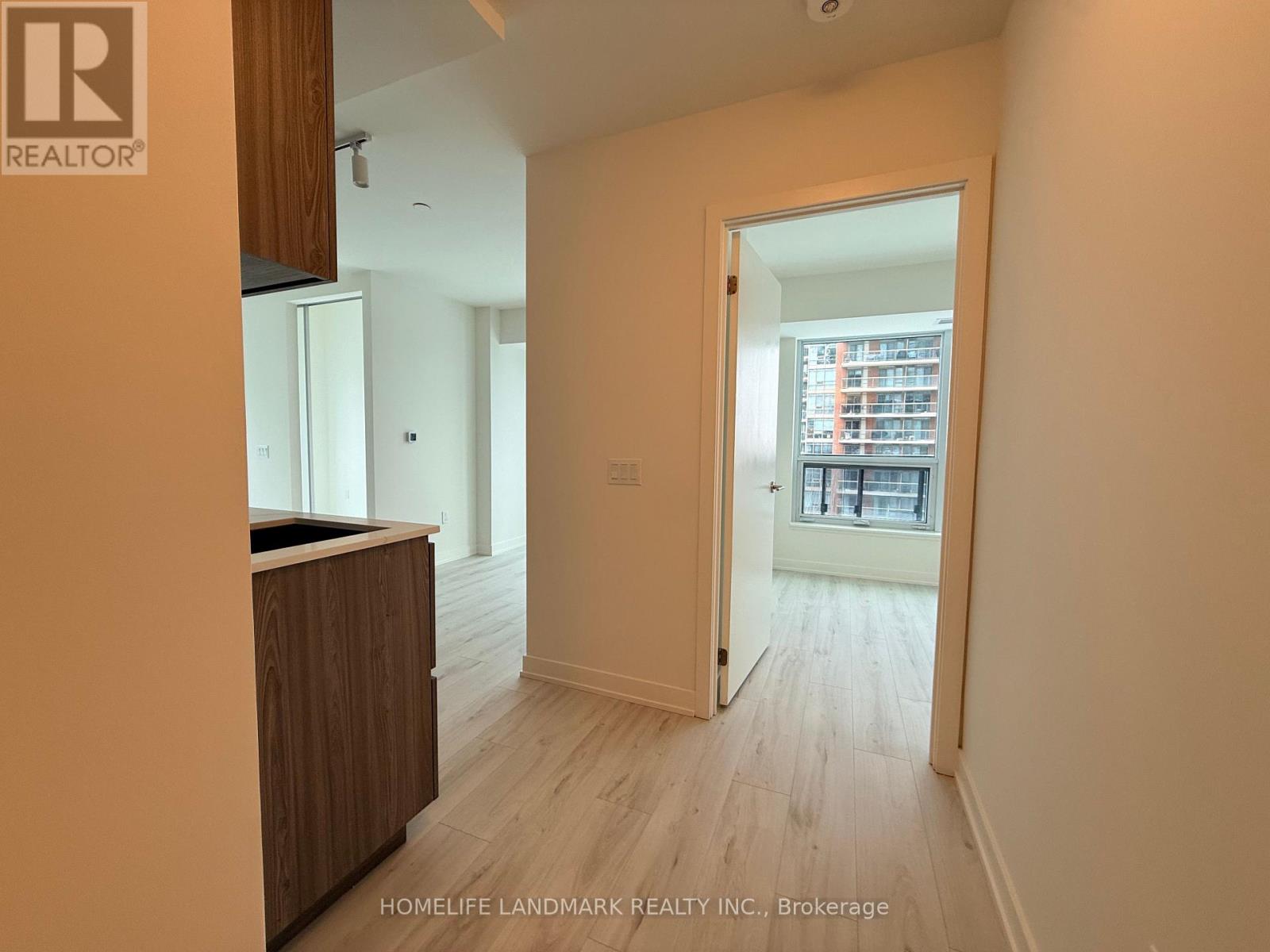 804n - 120 Broadway Avenue, Toronto, Ontario  M4P 0E9 - Photo 9 - C12733298