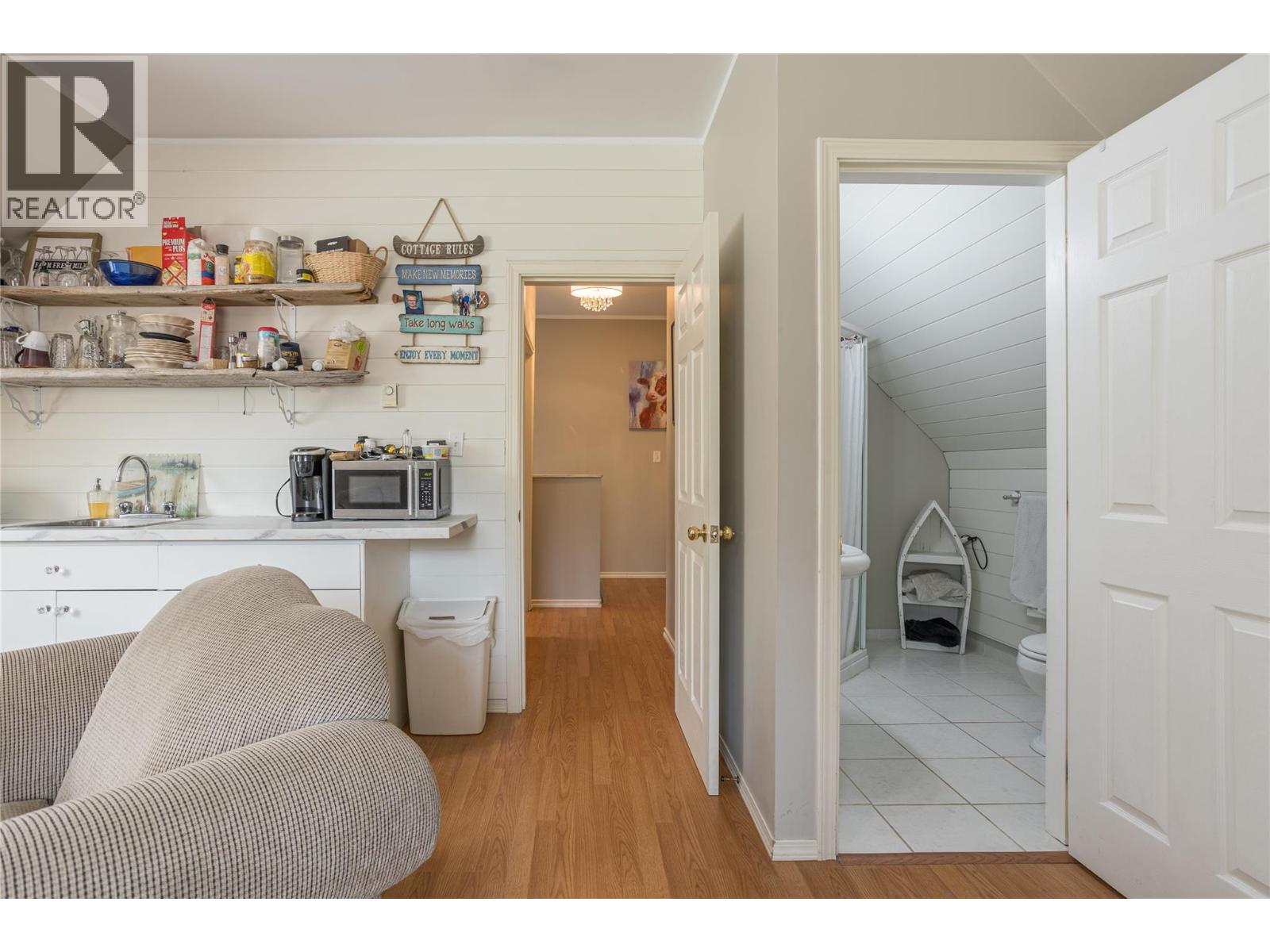 7704 97a Highway, Mara, British Columbia  V0E 2K0 - Photo 43 - 10373369