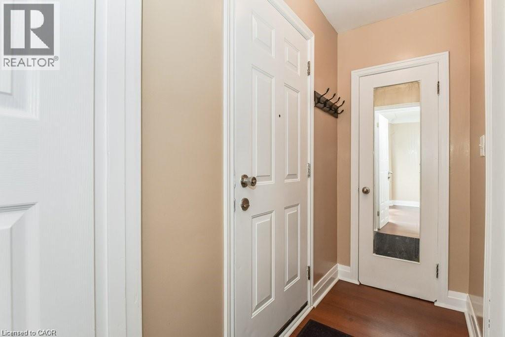 249 West 5th Street Unit# Main, Hamilton, Ontario  L9C 3N8 - Photo 5 - 40800739