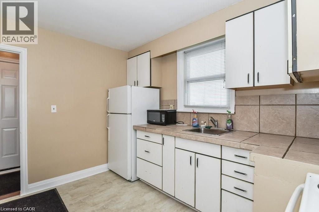 249 West 5th Street Unit# Main, Hamilton, Ontario  L9C 3N8 - Photo 11 - 40800739