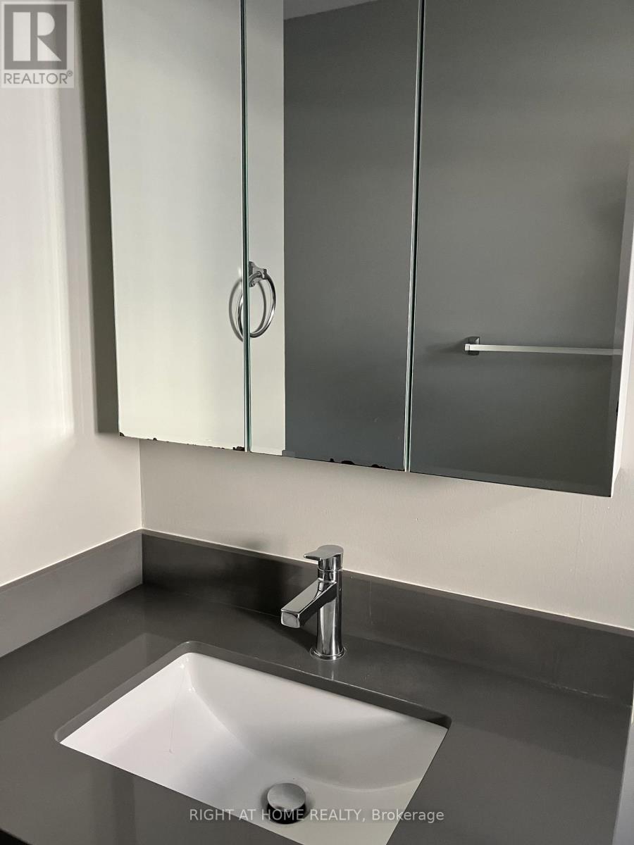 3 - 47 Dawes Road, Toronto, Ontario  M4C 5B1 - Photo 6 - E12733124