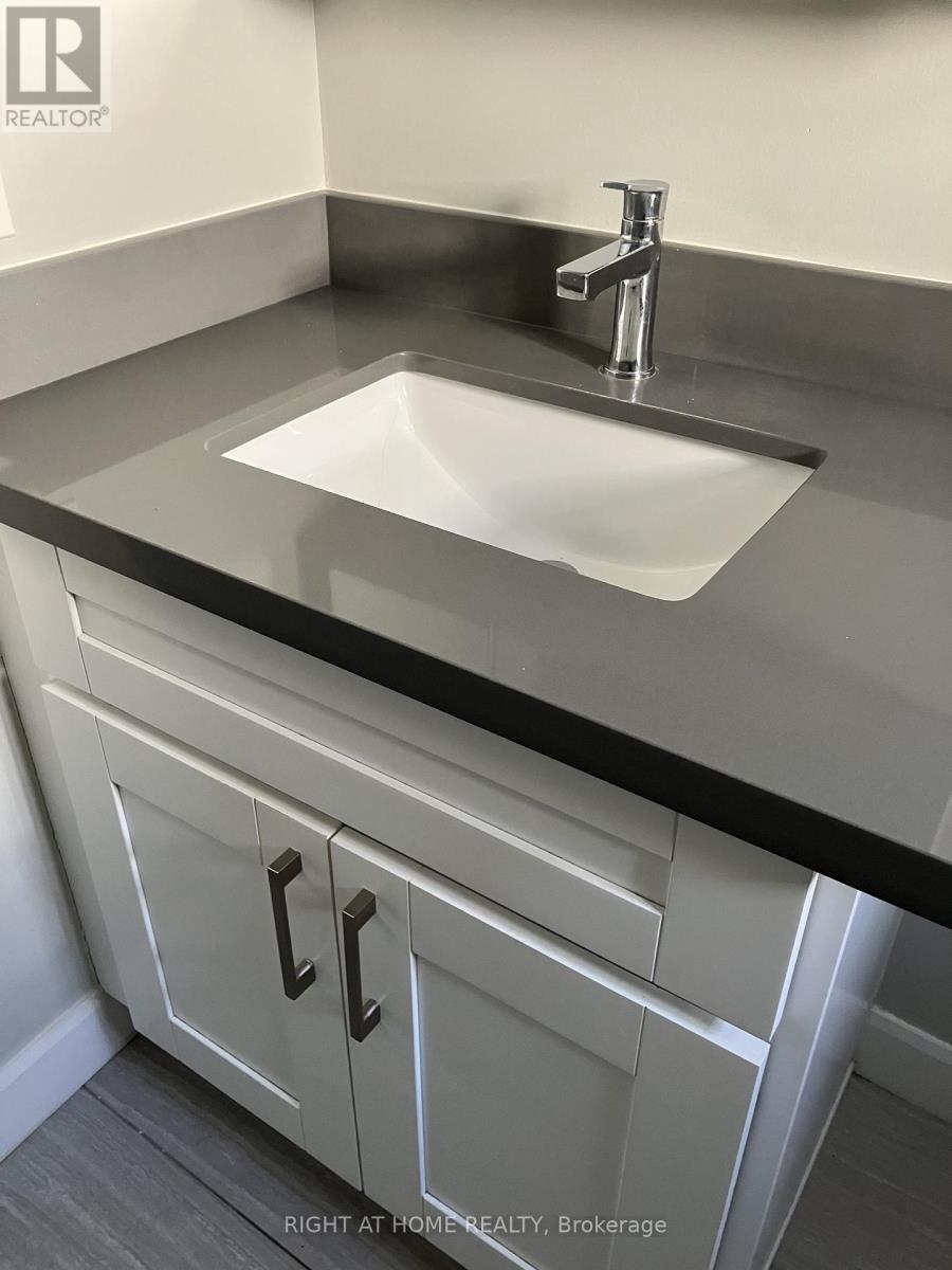 3 - 47 Dawes Road, Toronto, Ontario  M4C 5B1 - Photo 7 - E12733124