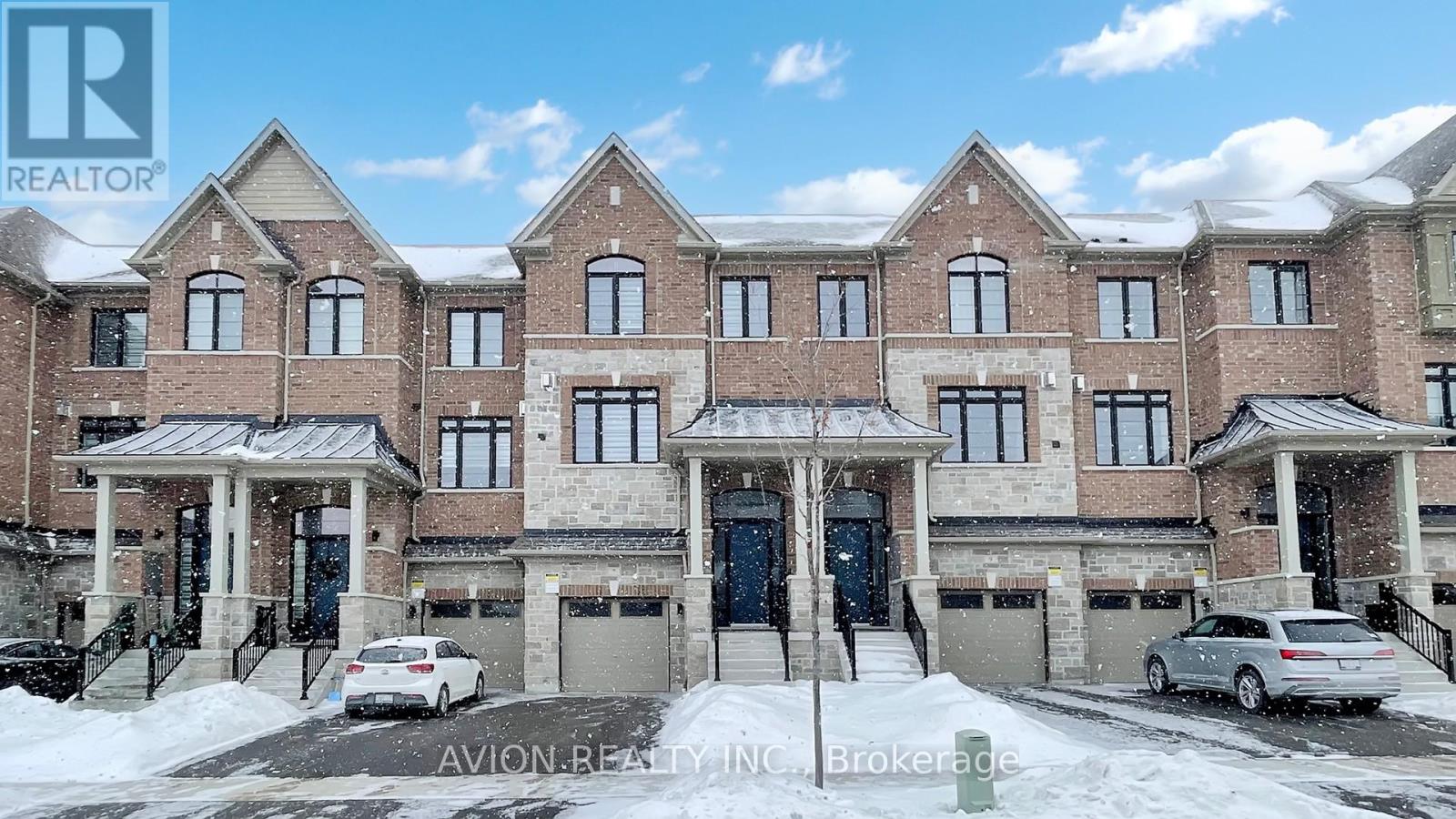 UPPER - 7 ELKINGTON CRESCENT, Whitby, Ontario