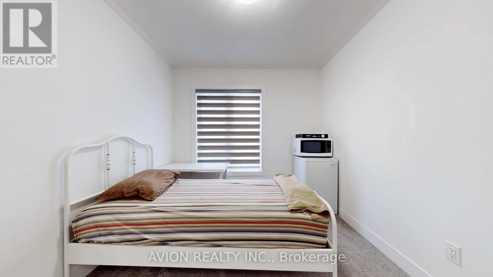 Upper - 7 Elkington Crescent, Whitby, Ontario  L1P 0L7 - Photo 23 - E12733156