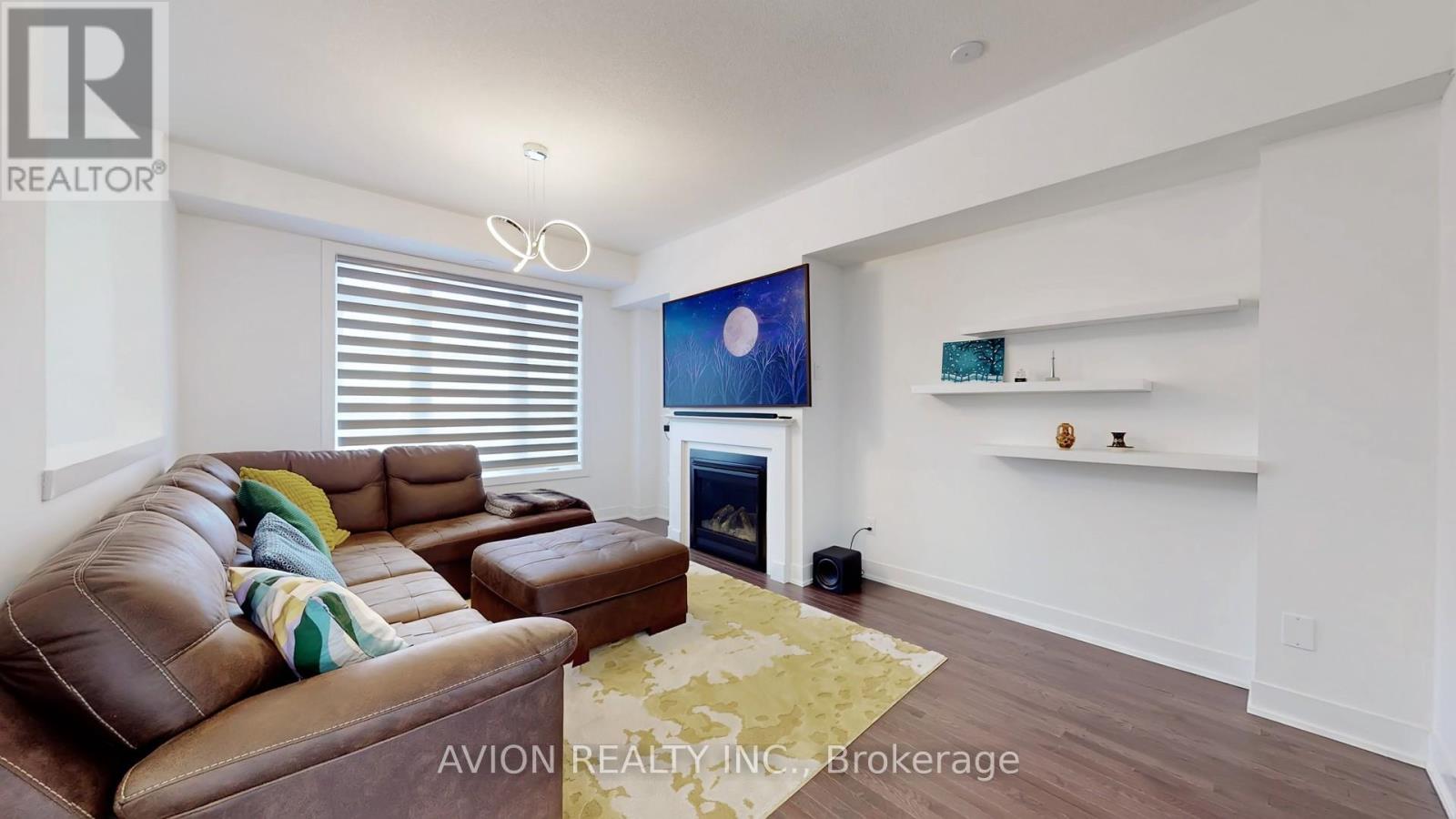 Upper - 7 Elkington Crescent, Whitby, Ontario  L1P 0L7 - Photo 5 - E12733156