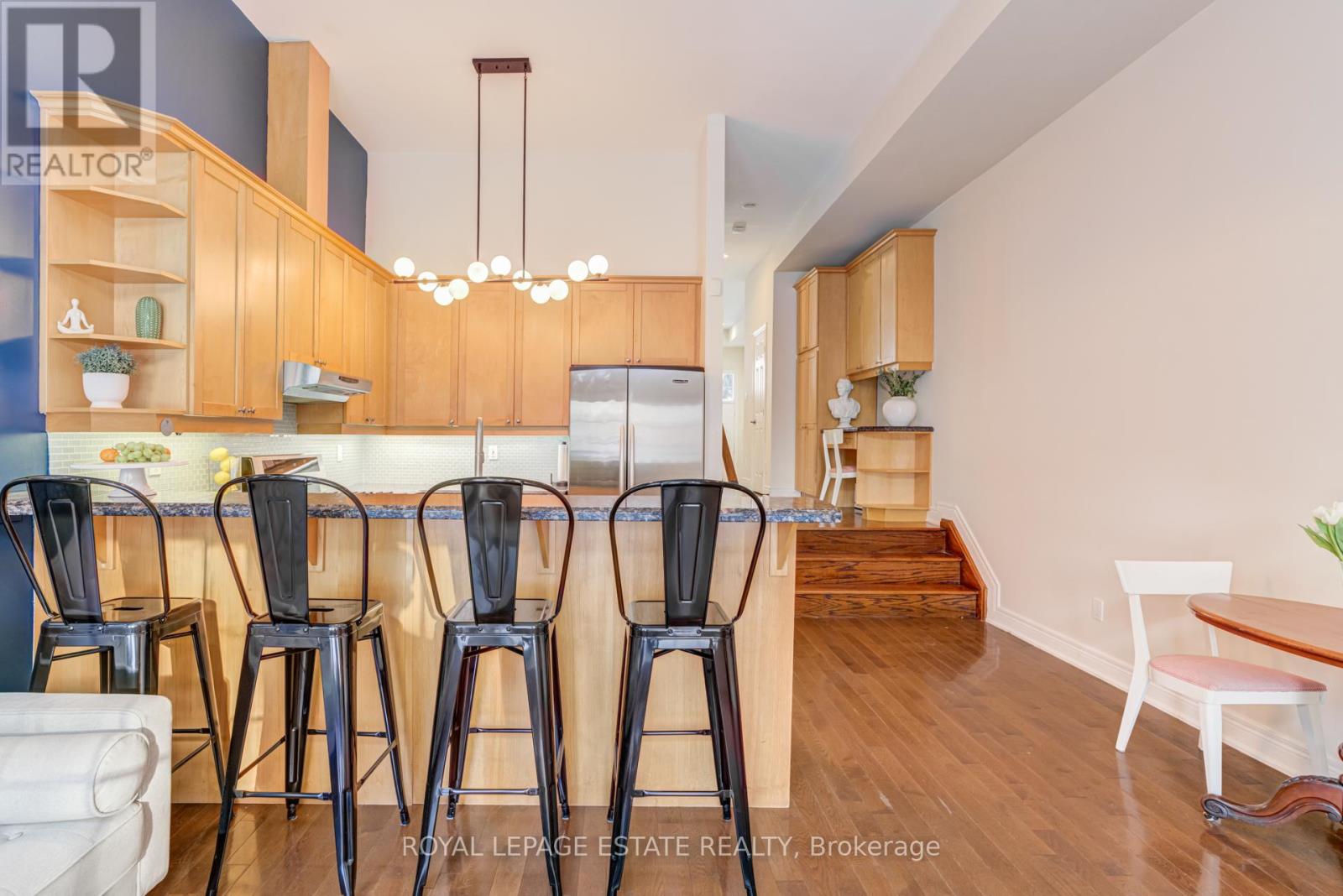 59 Halsey Avenue, Toronto, Ontario  M4B 1A6 - Photo 14 - E12733228