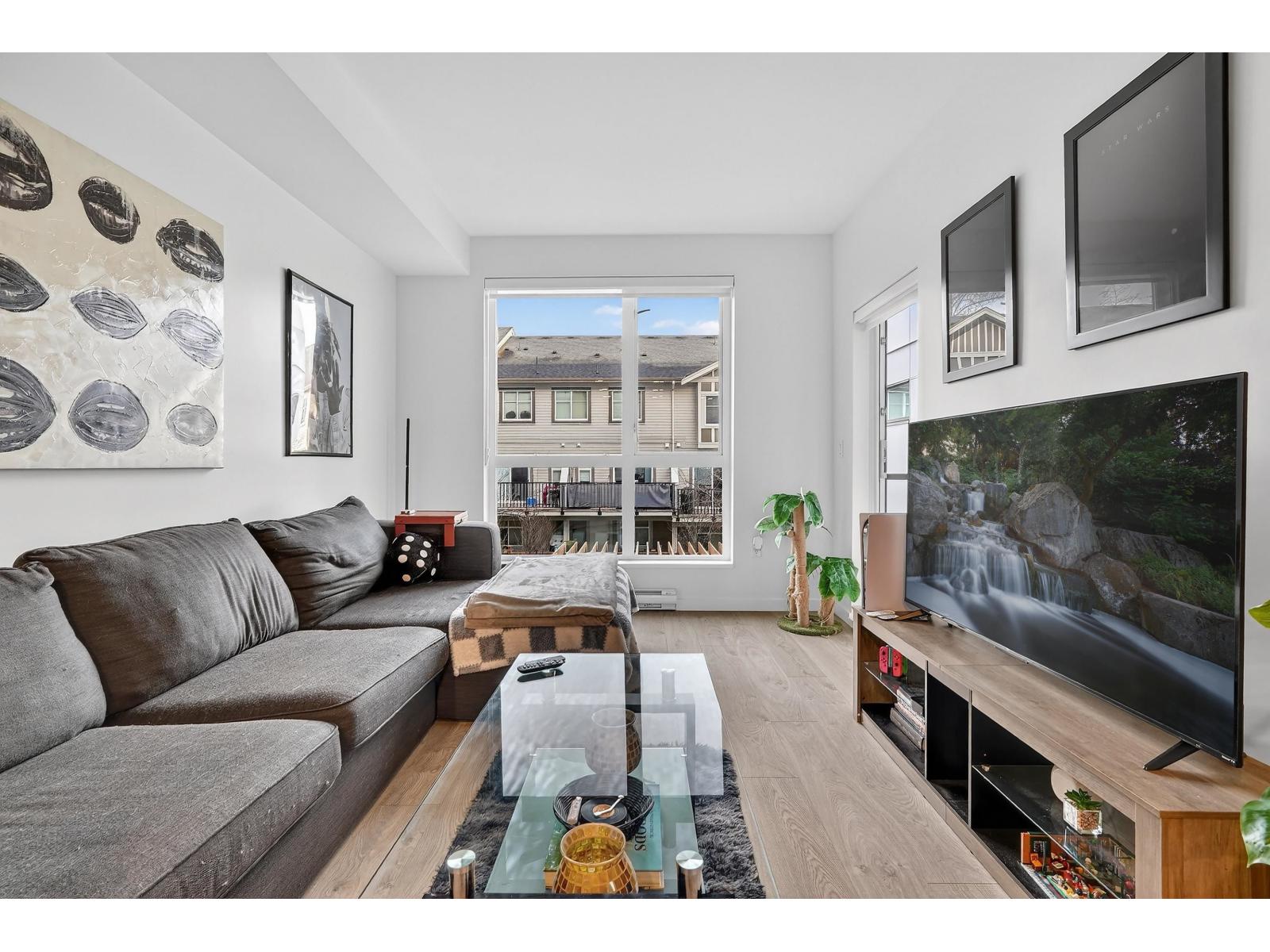 212 6585 195a Street, Surrey, British Columbia  V4N 6Y9 - Photo 3 - R3082704