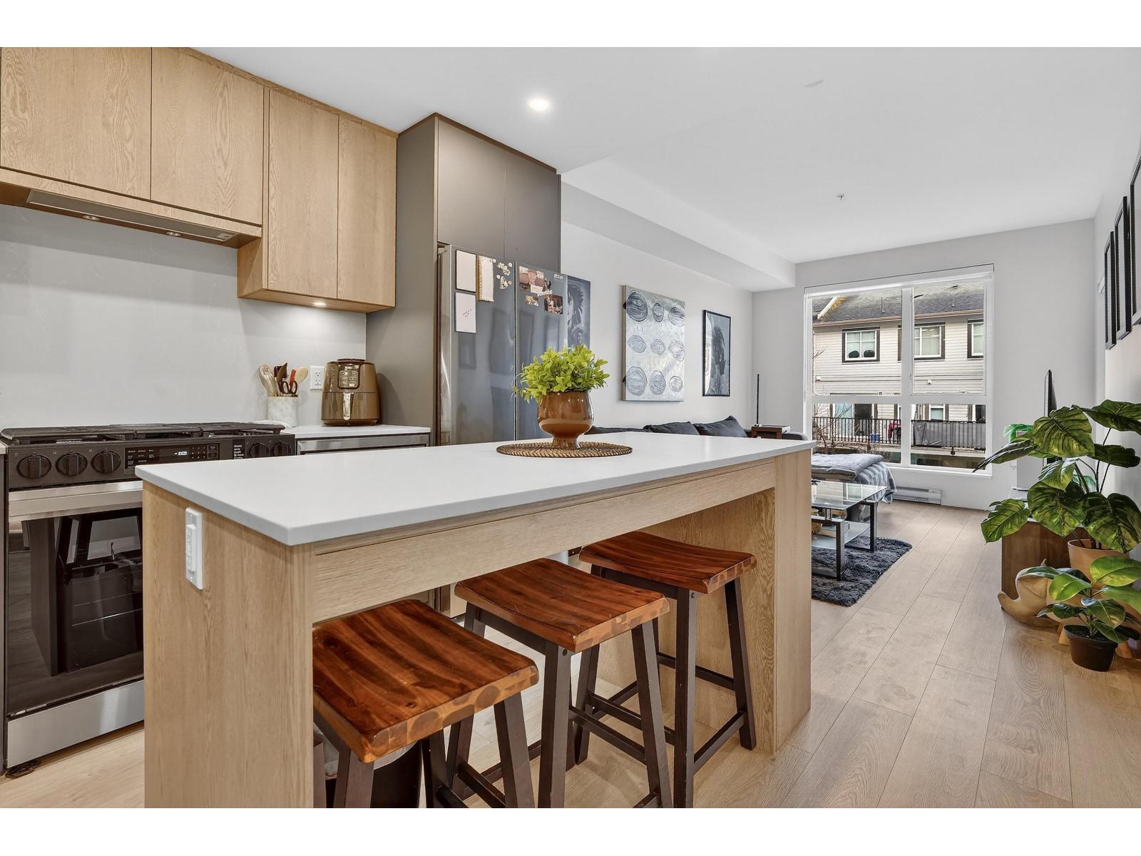 212 6585 195a Street, Surrey, British Columbia  V4N 6Y9 - Photo 7 - R3082704