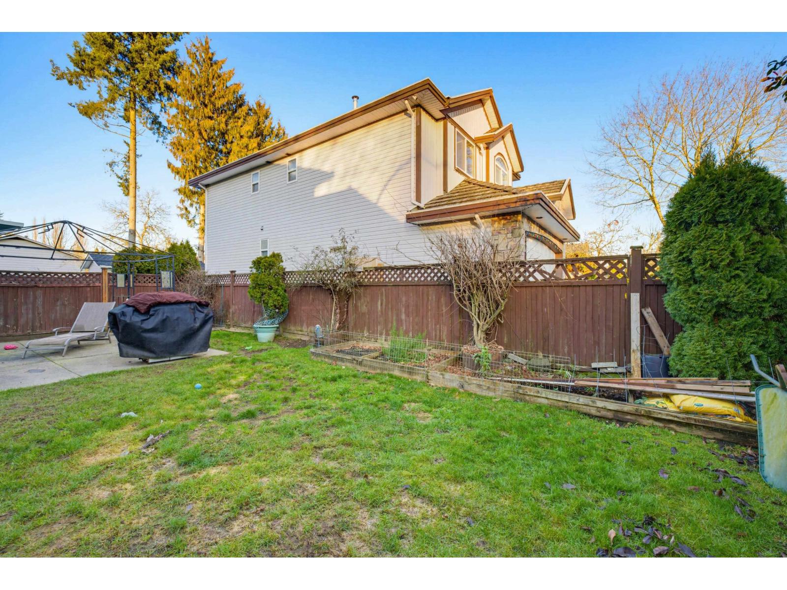 7452 Wiltshire Drive, Surrey, British Columbia  V3S 2Y7 - Photo 39 - R3079373