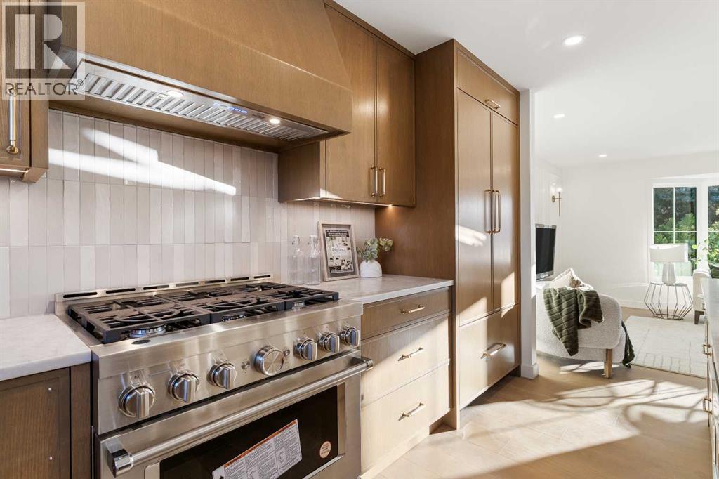 1012 70 Avenue Sw, Calgary, Alberta  T2V 4A8 - Photo 14 - A2281261