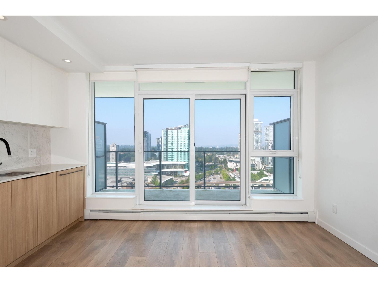 2509 13685 102 Avenue, Surrey, British Columbia  V3T 1N7 - Photo 3 - R3083741