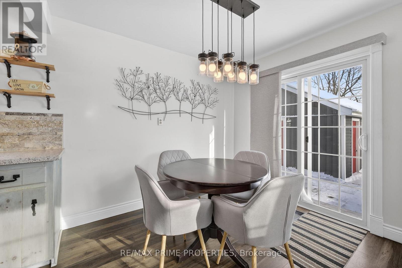 18979 Centre Street, East Gwillimbury (Mt Albert), Ontario  L0G 1M0 - Photo 12 - N12733244