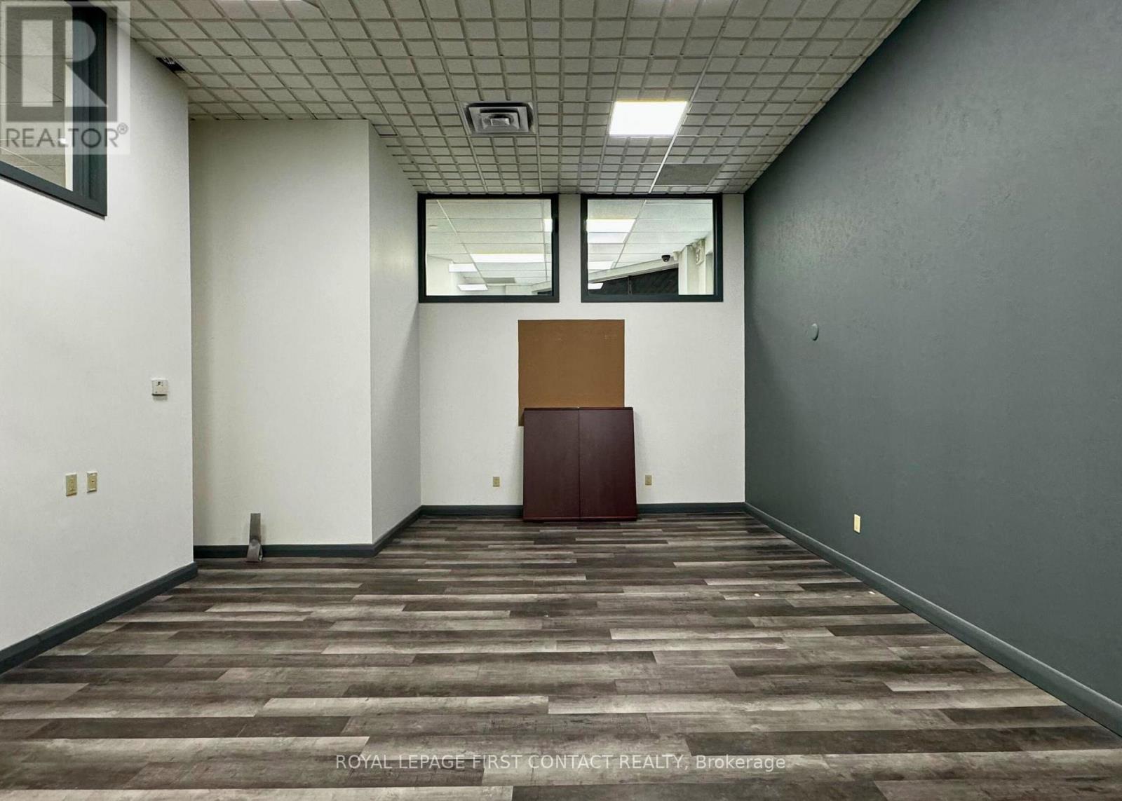 102 - 135 Bayfield Street, Barrie, Ontario  L4M 3B3 - Photo 12 - S12733190