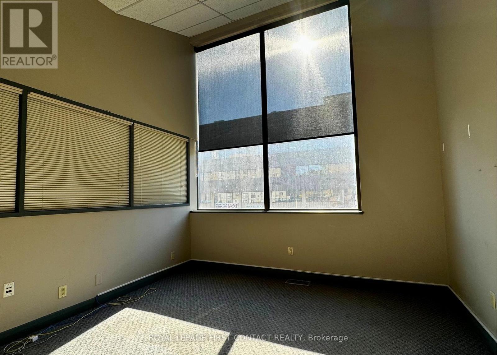 102 - 135 Bayfield Street, Barrie, Ontario  L4M 3B3 - Photo 9 - S12733190