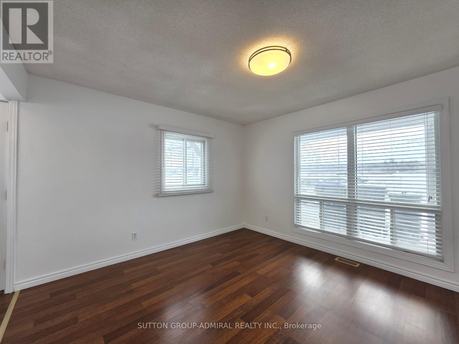 1143 Bayfield Street, Springwater, Ontario  L9X 0N6 - Photo 10 - S12733286