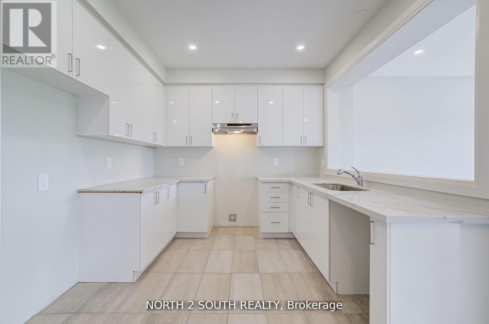 34 Virro Court, Vaughan, Ontario  L4H 5G5 - Photo 8 - N12732204