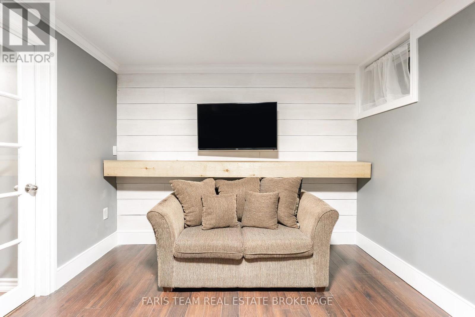 28 Raymond Crescent, Barrie, Ontario  L4N 0V4 - Photo 18 - S12638014