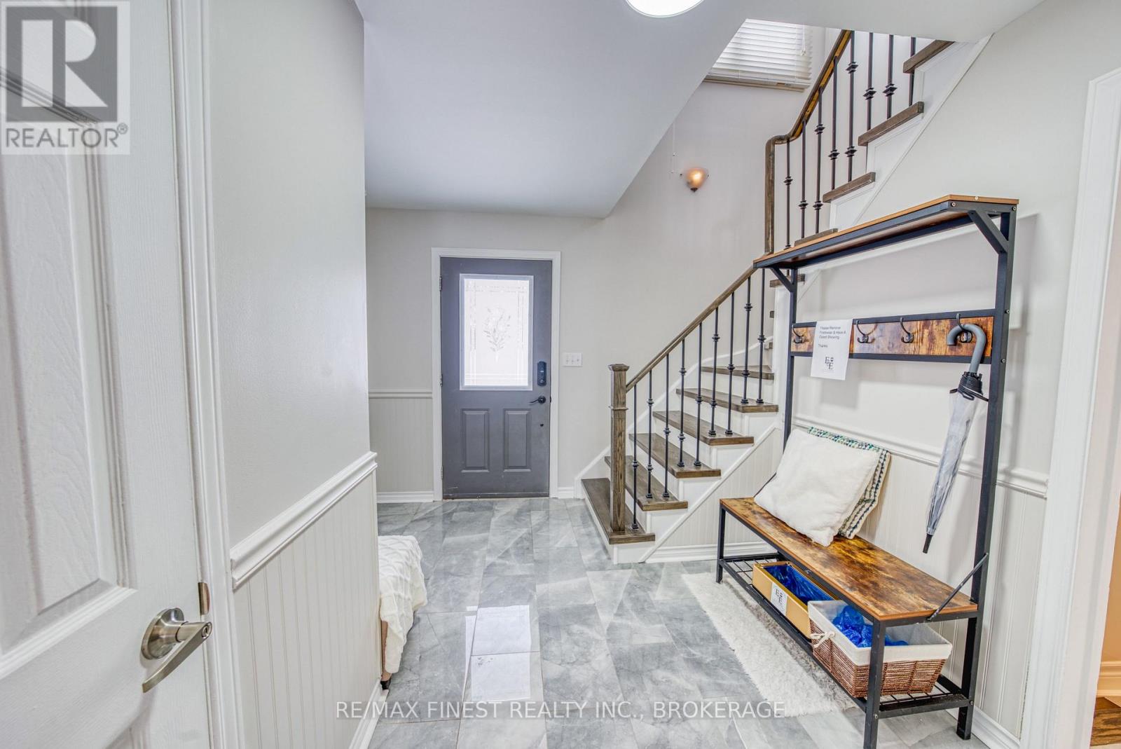 691 Muirfield Crescent, Kingston, Ontario  K7M 8E7 - Photo 2 - X12723620