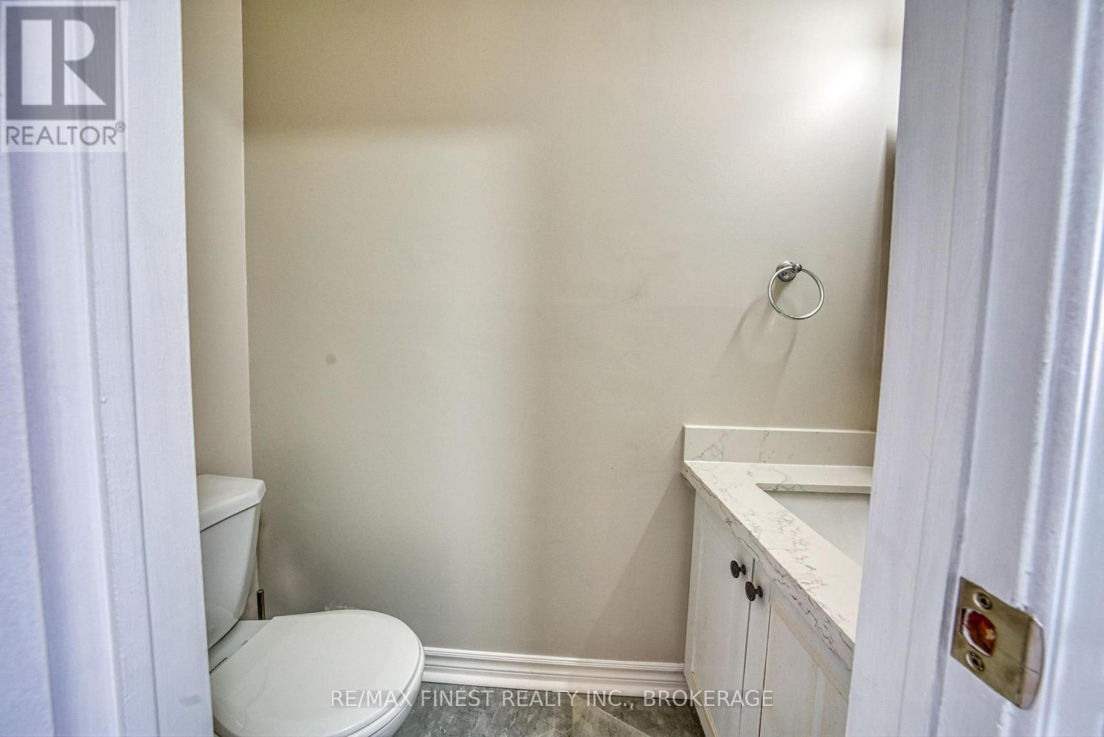 691 Muirfield Crescent, Kingston, Ontario  K7M 8E7 - Photo 4 - X12723620