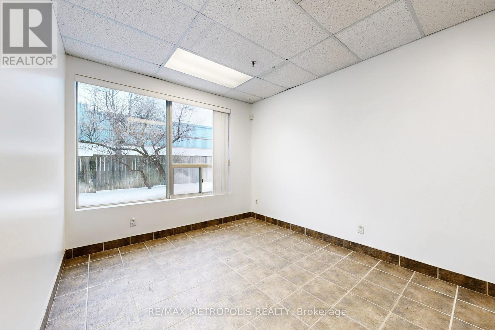 3c - 3185 Unity Drive, Mississauga, Ontario  L5L 4L4 - Photo 8 - W12733168