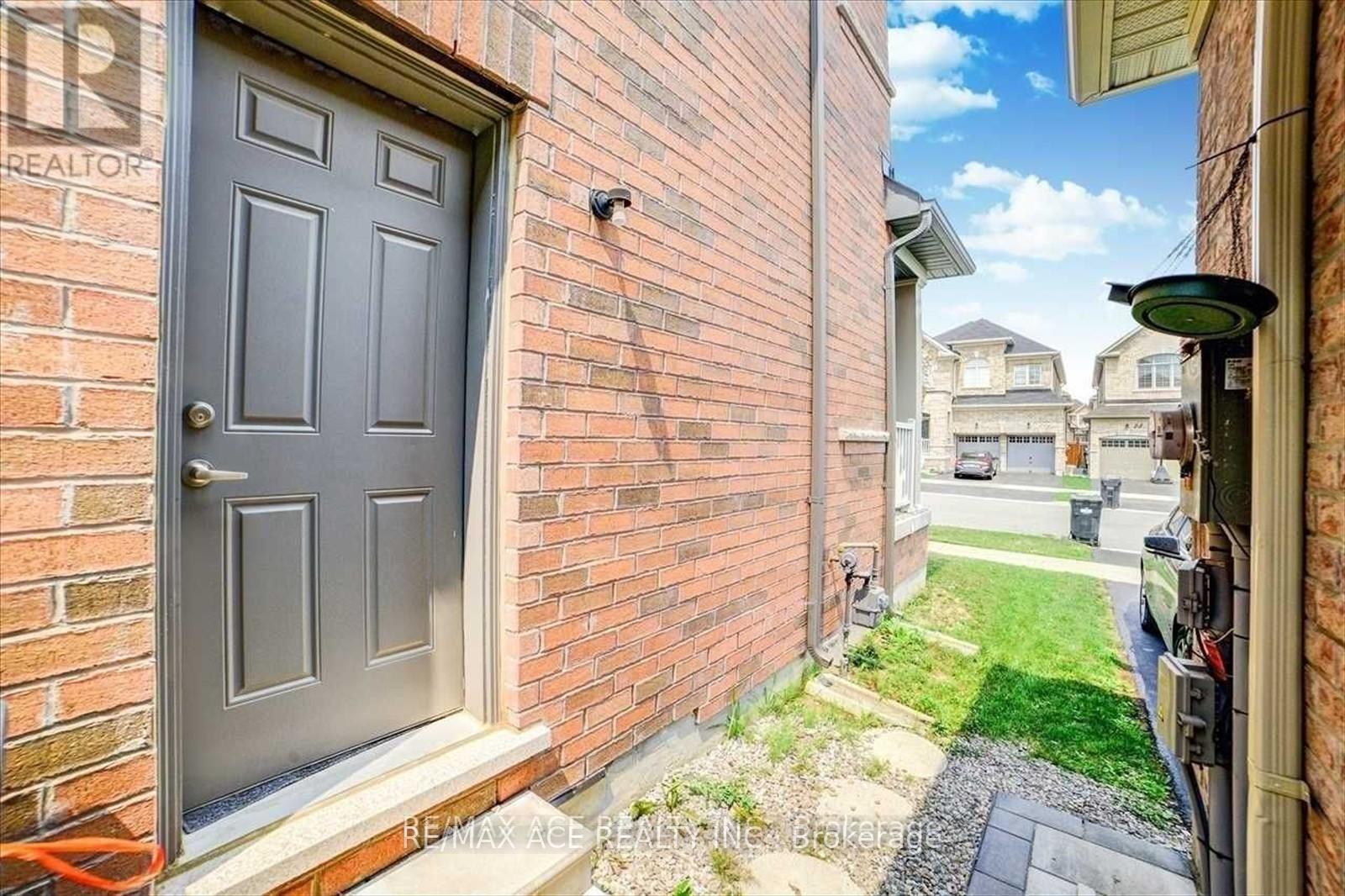 26 Newhouse Boulevard, Caledon, Ontario  L7C 4A1 - Photo 40 - W12733222