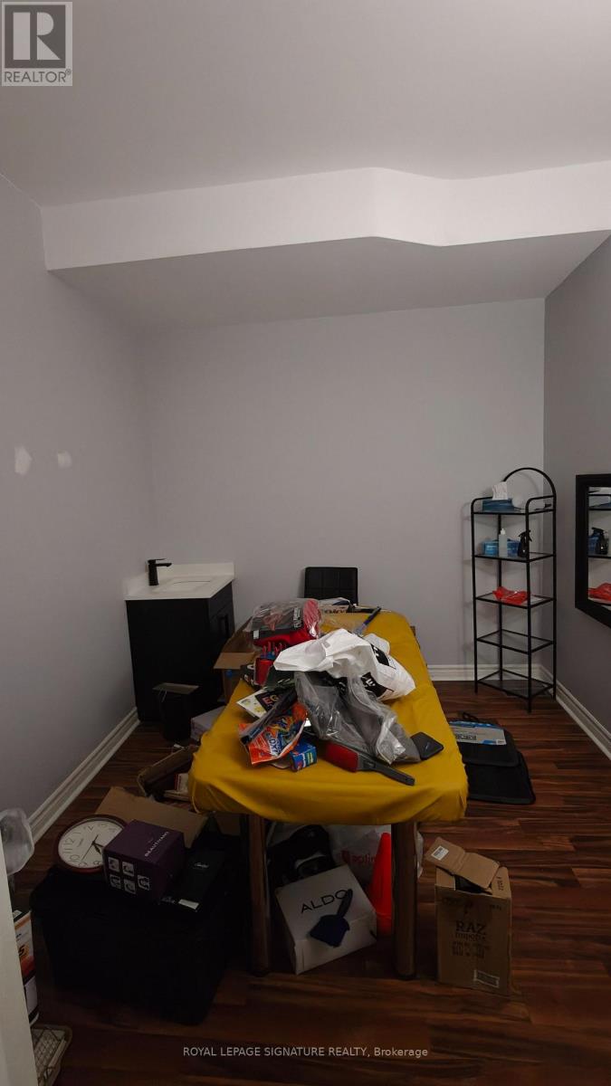 840 Brown's Line, Toronto, Ontario  M8W 3W2 - Photo 8 - W12733256