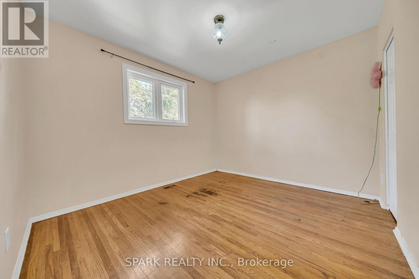 Upper - 16 Horwood Drive, Brampton, Ontario  L6X 2B8 - Photo 16 - W12733294