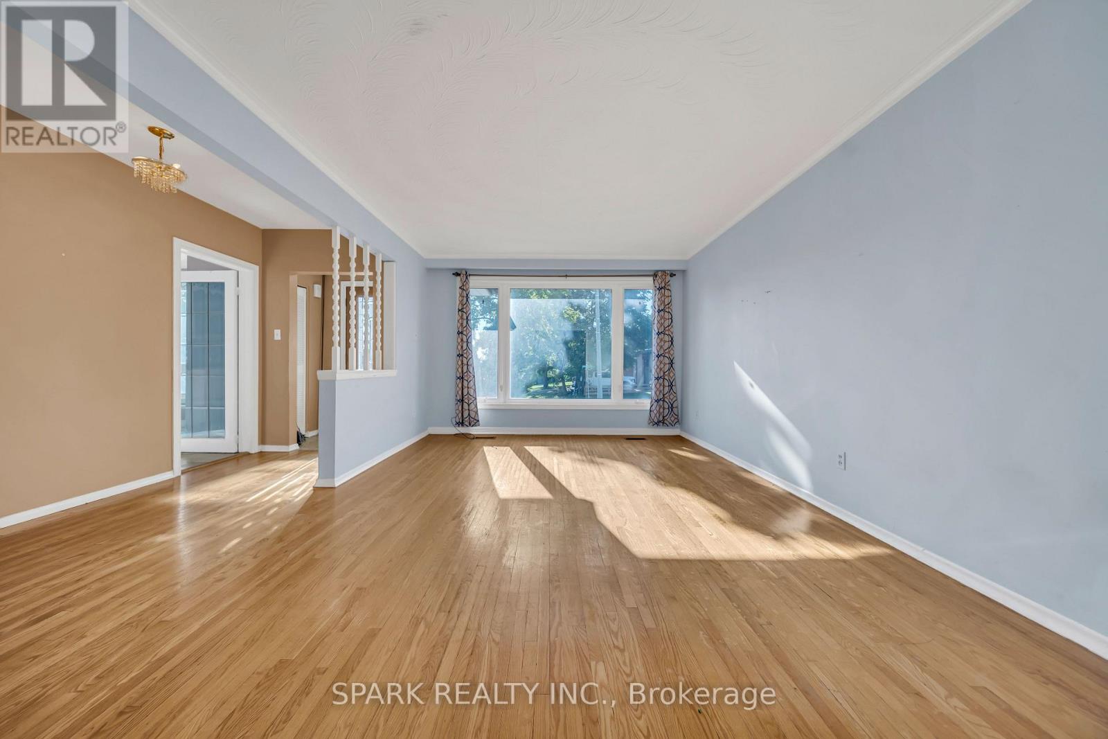 Upper - 16 Horwood Drive, Brampton, Ontario  L6X 2B8 - Photo 9 - W12733294