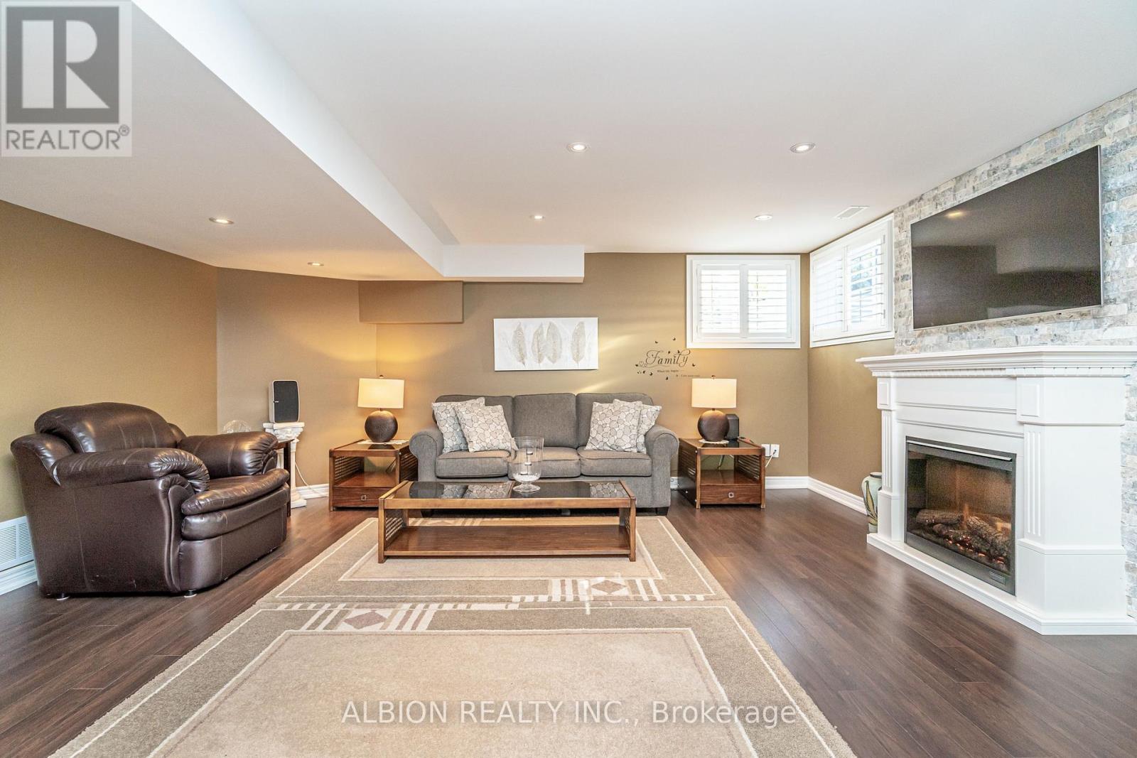 1 - 8 Reddington Drive, Caledon, Ontario  L7E 4C3 - Photo 24 - W12733296