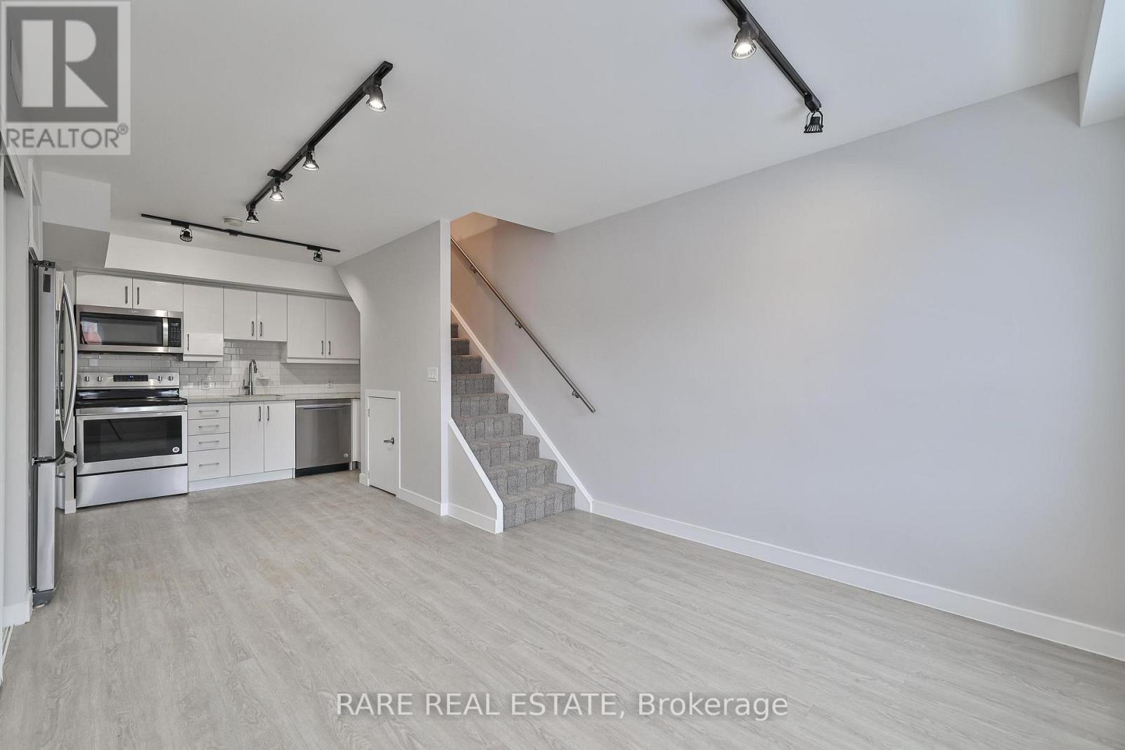 A - 592 MARLEE AVENUE, Toronto, Ontario