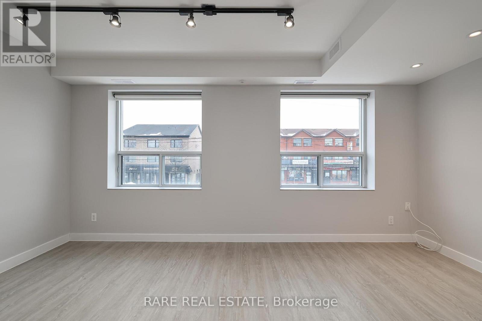 A - 592 Marlee Avenue, Toronto, Ontario  M6B 3J5 - Photo 12 - W12733312