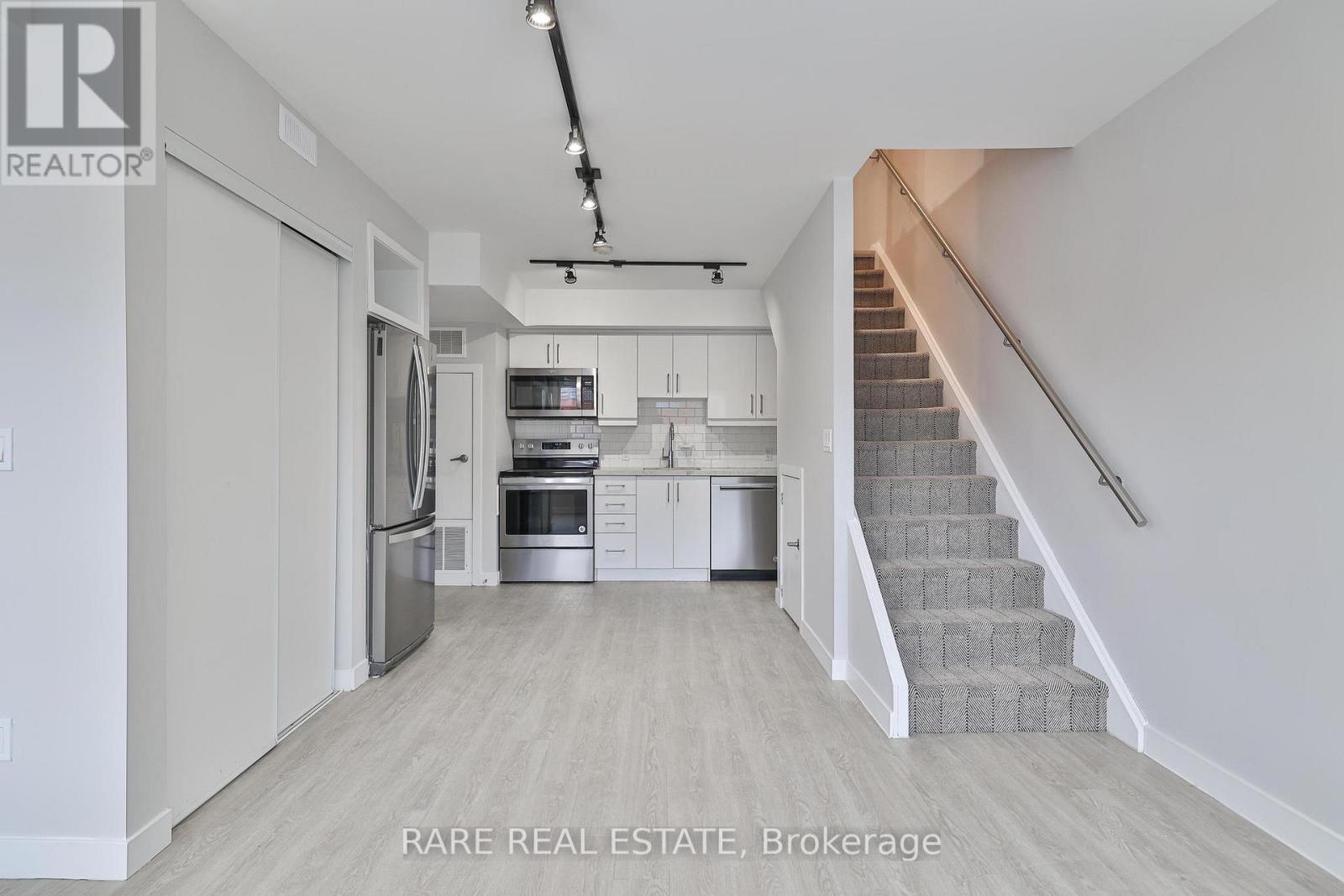 A - 592 Marlee Avenue, Toronto, Ontario  M6B 3J5 - Photo 3 - W12733312