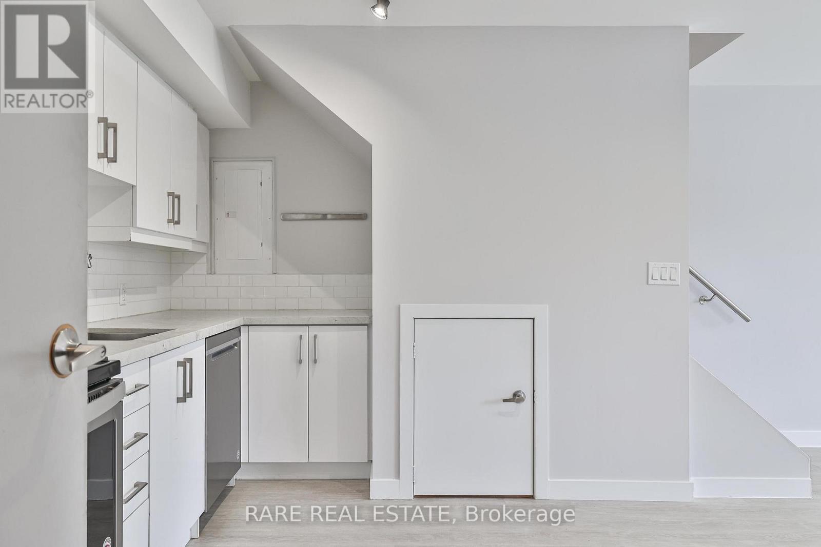 A - 592 Marlee Avenue, Toronto, Ontario  M6B 3J5 - Photo 4 - W12733312