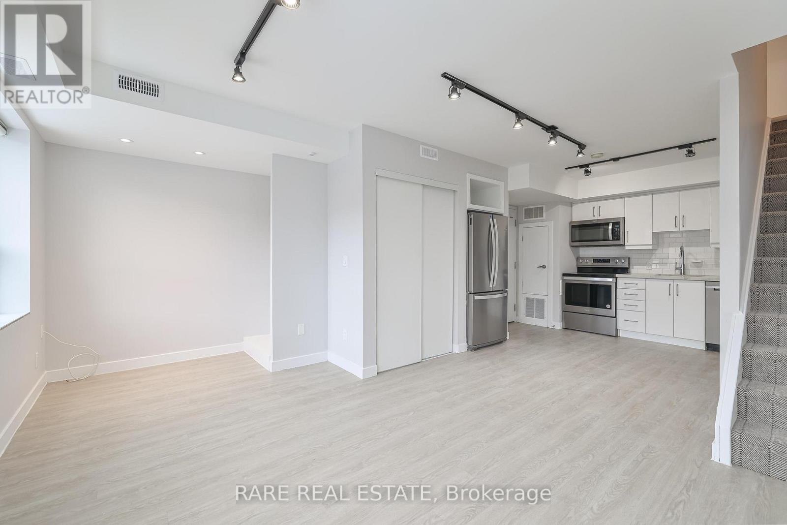 A - 592 Marlee Avenue, Toronto, Ontario  M6B 3J5 - Photo 5 - W12733312