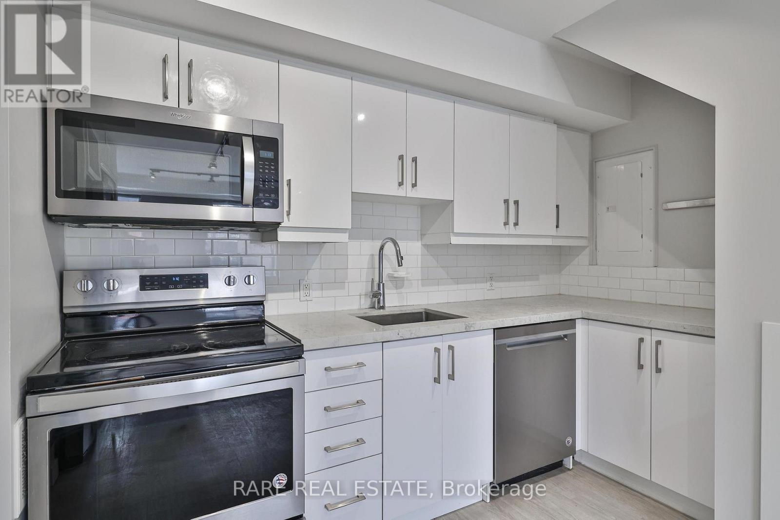 A - 592 Marlee Avenue, Toronto, Ontario  M6B 3J5 - Photo 9 - W12733312