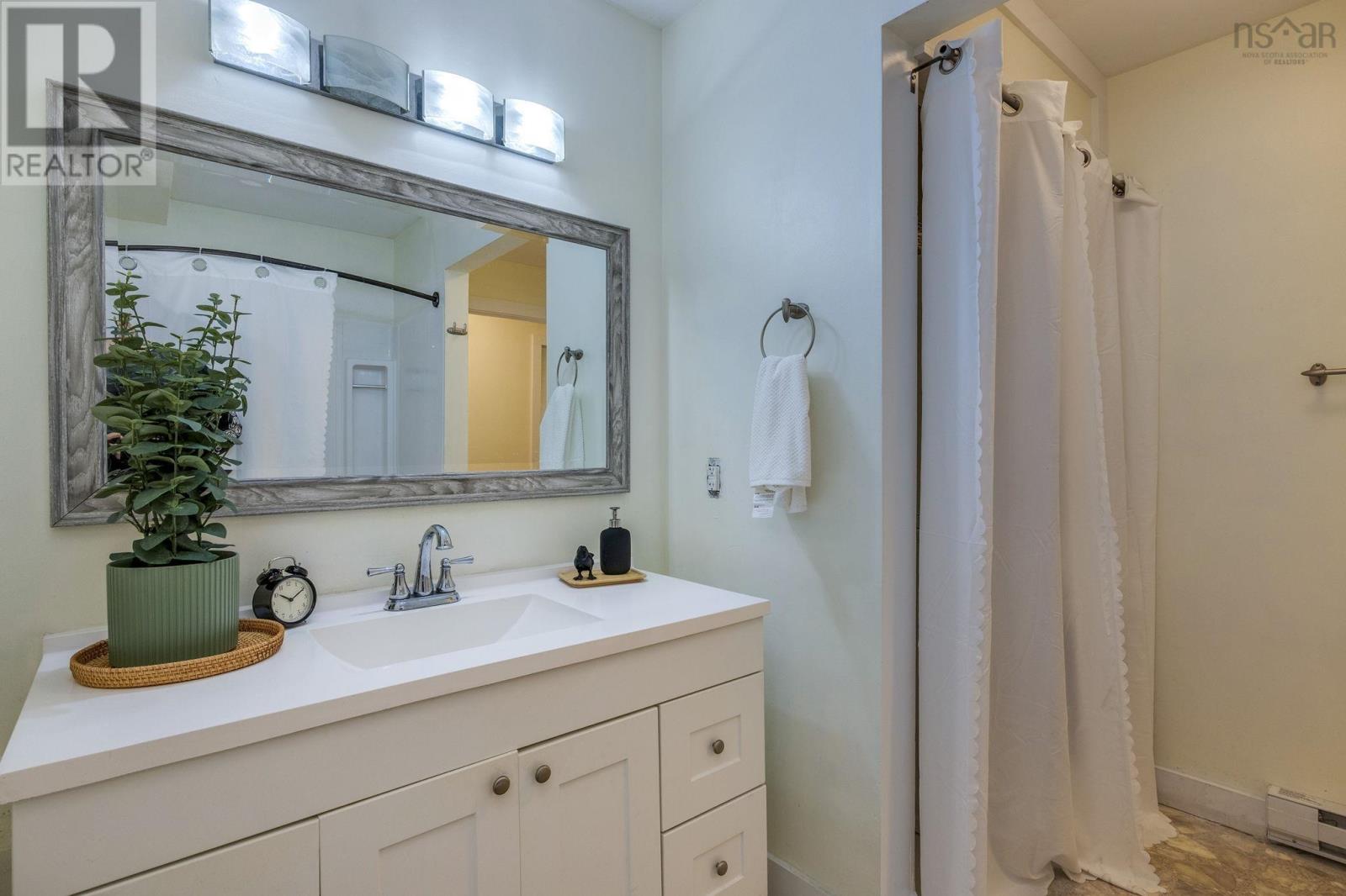 209 87 Kearney Lake Road, Halifax, Nova Scotia  B3M 4H1 - Photo 18 - 202600411