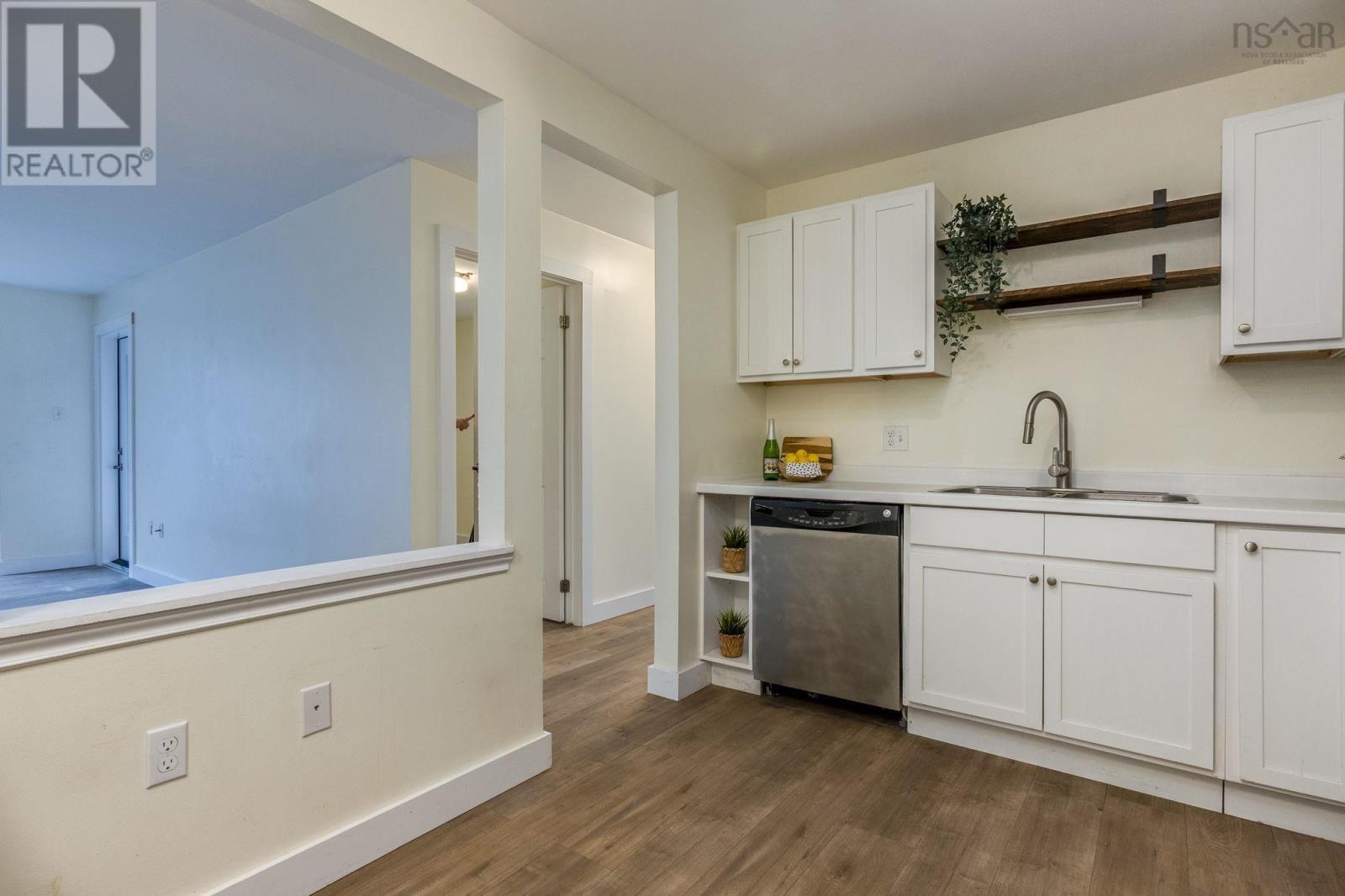 209 87 Kearney Lake Road, Halifax, Nova Scotia  B3M 4H1 - Photo 13 - 202600411